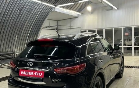 Infiniti QX70, 2017 год, 3 535 000 рублей, 13 фотография