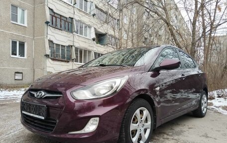 Hyundai Solaris II рестайлинг, 2013 год, 1 020 000 рублей, 9 фотография