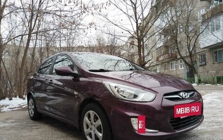 Hyundai Solaris II рестайлинг, 2013 год, 1 020 000 рублей, 6 фотография