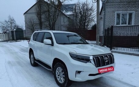 Toyota Land Cruiser Prado 150 рестайлинг 2, 2014 год, 3 200 000 рублей, 2 фотография