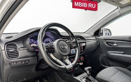 KIA Rio IV, 2019 год, 1 570 000 рублей, 12 фотография