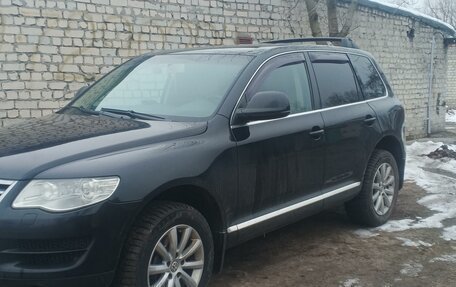 Volkswagen Touareg III, 2007 год, 1 400 000 рублей, 2 фотография