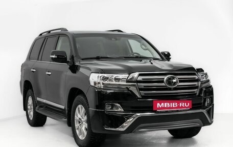 Toyota Land Cruiser 200, 2017 год, 3 фотография