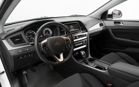 Hyundai Sonata VII, 2019 год, 2 049 000 рублей, 13 фотография