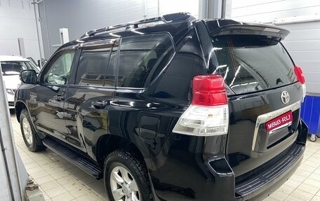 Toyota Land Cruiser Prado 150 рестайлинг 2, 2011 год, 3 150 000 рублей, 4 фотография