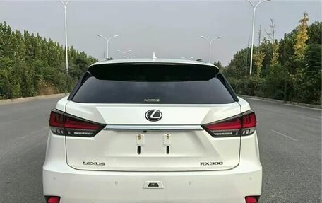 Lexus RX IV рестайлинг, 2020 год, 5 950 000 рублей, 4 фотография