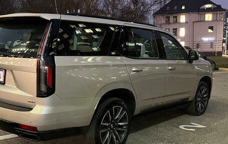 Cadillac Escalade V, 2022 год, 18 300 000 рублей, 10 фотография