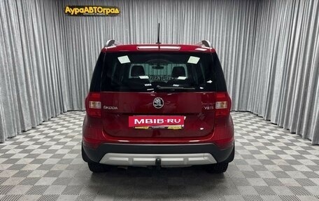 Skoda Yeti I рестайлинг, 2017 год, 1 600 000 рублей, 14 фотография