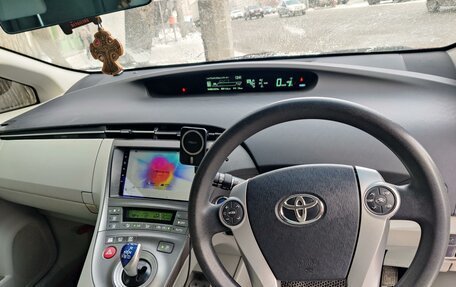 Toyota Prius, 2013 год, 1 100 000 рублей, 23 фотография