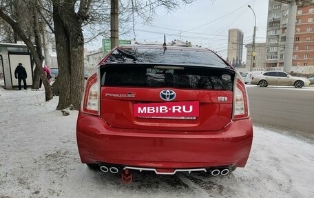 Toyota Prius, 2013 год, 1 100 000 рублей, 14 фотография