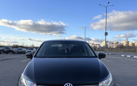 Volkswagen Polo VI (EU Market), 2014 год, 900 000 рублей, 2 фотография