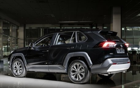 Toyota RAV4, 2024 год, 4 800 000 рублей, 4 фотография