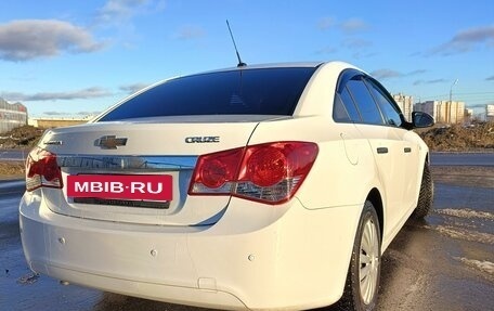 Chevrolet Cruze II, 2012 год, 900 000 рублей, 5 фотография