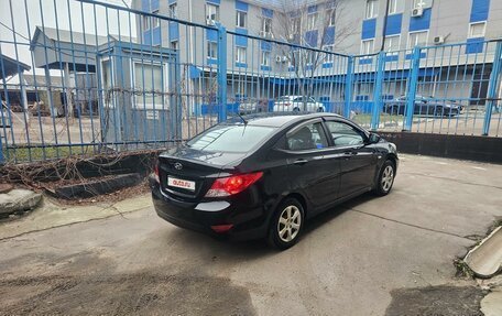 Hyundai Solaris II рестайлинг, 2013 год, 950 000 рублей, 4 фотография