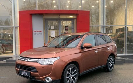 Mitsubishi Outlander III рестайлинг 3, 2012 год, 1 590 000 рублей, 1 фотография