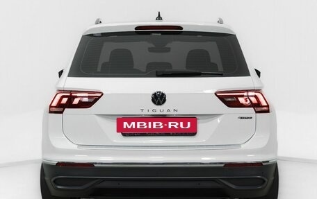 Volkswagen Tiguan II, 2021 год, 3 285 000 рублей, 6 фотография