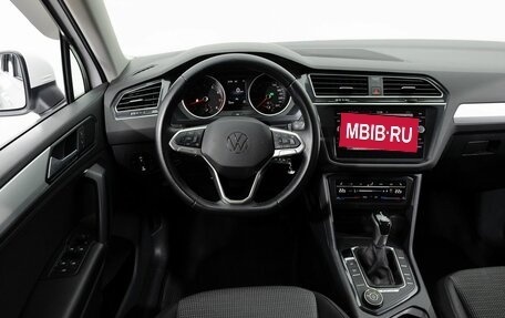 Volkswagen Tiguan II, 2021 год, 3 285 000 рублей, 25 фотография