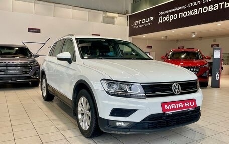 Volkswagen Tiguan II, 2017 год, 1 759 000 рублей, 3 фотография