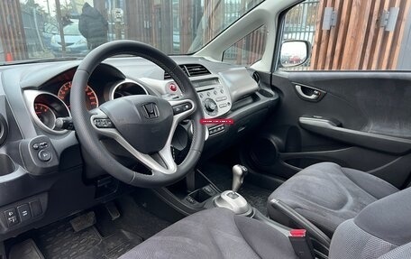 Honda Jazz II рестайлинг, 2009 год, 818 000 рублей, 9 фотография