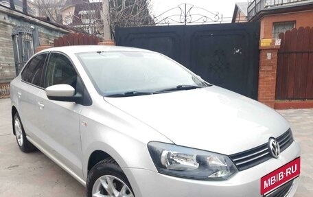 Volkswagen Polo VI (EU Market), 2013 год, 1 319 000 рублей, 2 фотография