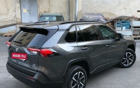 Toyota RAV4, 2019 год, 2 500 000 рублей, 10 фотография