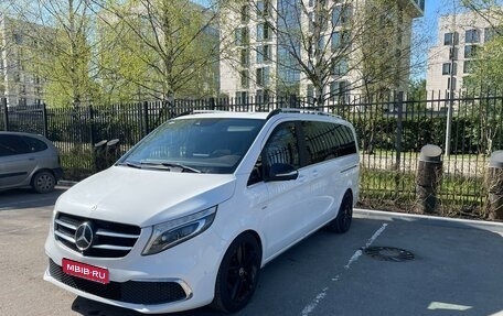 Mercedes-Benz V-Класс, 2014 год, 4 000 000 рублей, 1 фотография