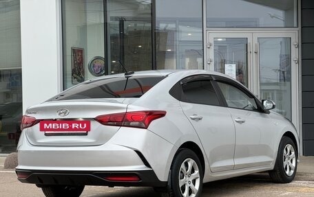 Hyundai Solaris II рестайлинг, 2021 год, 1 870 000 рублей, 8 фотография