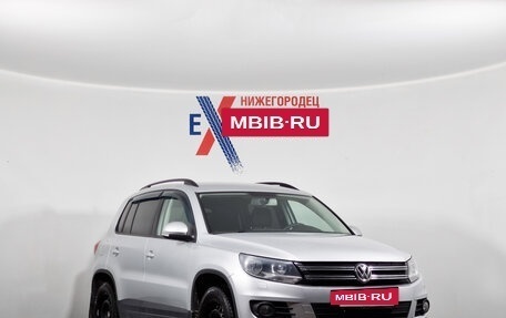 Volkswagen Tiguan I, 2015 год, 1 349 000 рублей, 2 фотография