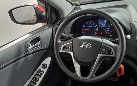 Hyundai Solaris II рестайлинг, 2015 год, 1 149 000 рублей, 15 фотография