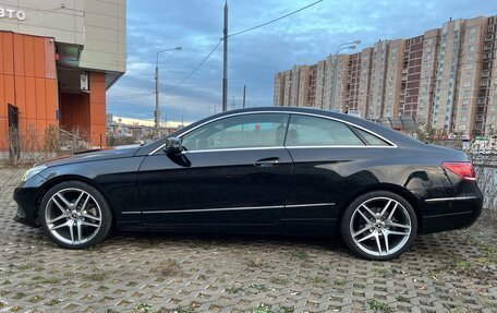 Mercedes-Benz E-Класс, 2014 год, 2 190 000 рублей, 5 фотография