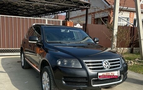 Volkswagen Touareg III, 2004 год, 1 100 000 рублей, 1 фотография