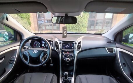 Hyundai i30 II рестайлинг, 2013 год, 885 000 рублей, 6 фотография