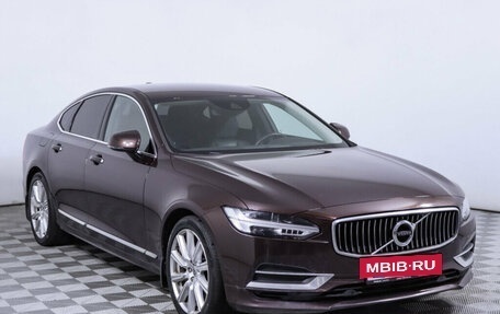 Volvo S90 II рестайлинг, 2019 год, 3 600 000 рублей, 3 фотография