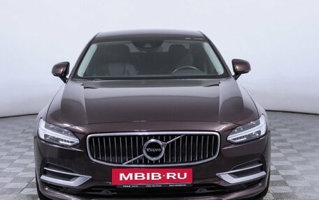 Volvo S90 II рестайлинг, 2019 год, 3 600 000 рублей, 2 фотография