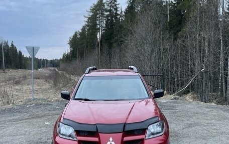 Mitsubishi Outlander III рестайлинг 3, 2003 год, 565 000 рублей, 2 фотография