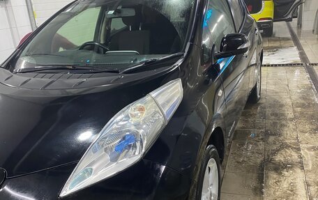 Nissan Leaf I, 2013 год, 650 000 рублей, 13 фотография