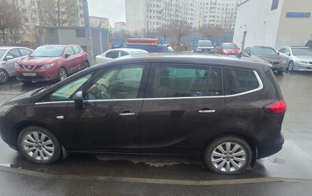 Opel Zafira C рестайлинг, 2013 год, 1 650 000 рублей, 8 фотография