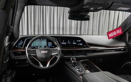 Cadillac Escalade V, 2022 год, 14 490 000 рублей, 6 фотография