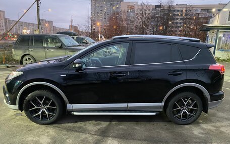 Toyota RAV4, 2017 год, 2 700 000 рублей, 4 фотография