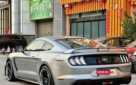 Ford Mustang VI рестайлинг, 2021 год, 2 450 777 рублей, 10 фотография