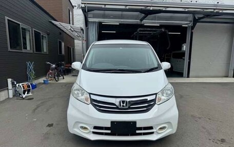 Honda Freed I, 2016 год, 940 000 рублей, 2 фотография