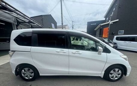 Honda Freed I, 2016 год, 940 000 рублей, 4 фотография