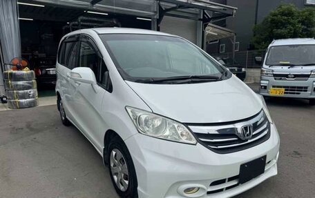 Honda Freed I, 2016 год, 940 000 рублей, 3 фотография