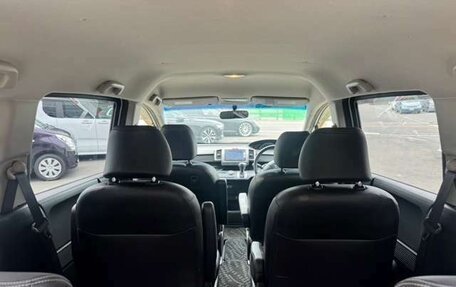 Honda Freed I, 2016 год, 940 000 рублей, 14 фотография