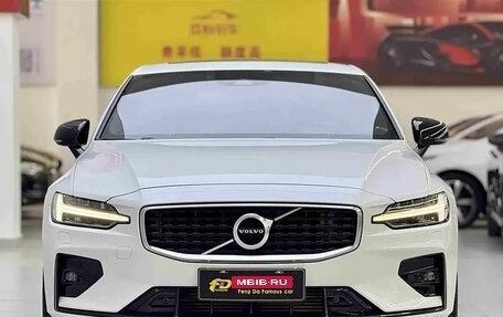 Volvo S60 III, 2021 год, 2 700 777 рублей, 3 фотография