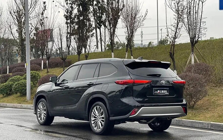 Toyota Highlander, 2022 год, 3 950 200 рублей, 4 фотография