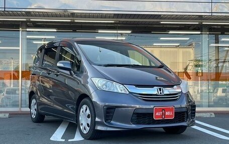 Honda Freed I, 2015 год, 1 050 000 рублей, 2 фотография