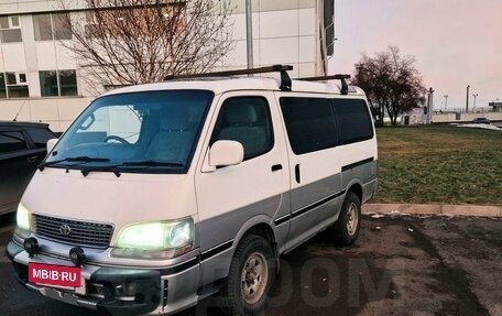 Toyota HiAce H100, 1997 год, 590 000 рублей, 4 фотография