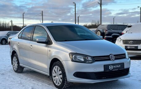 Volkswagen Polo VI (EU Market), 2014 год, 1 050 000 рублей, 3 фотография