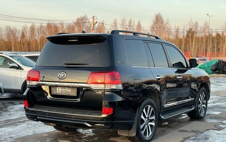 Toyota Land Cruiser 200, 2017 год, 6 980 000 рублей, 4 фотография